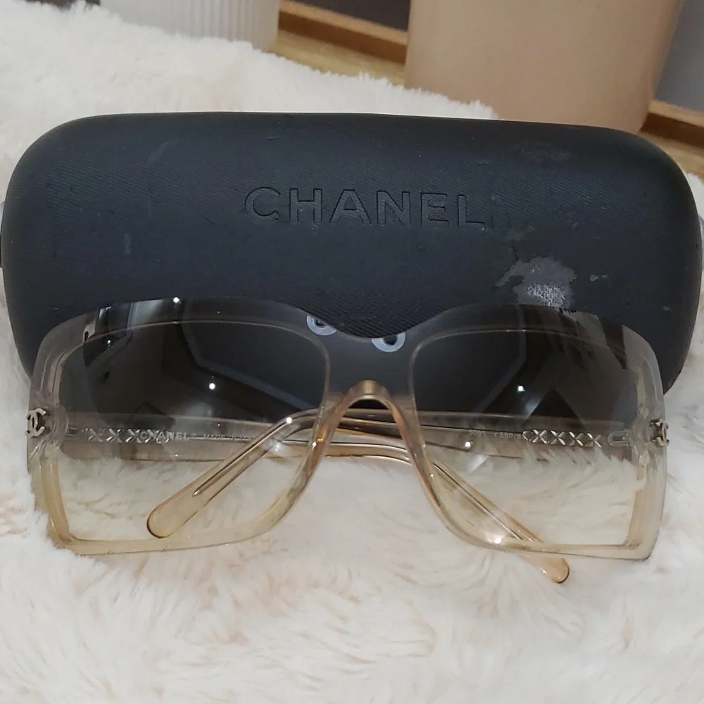 🕶 RARE! 100% Authentic Chanel Vintage Sunglasses